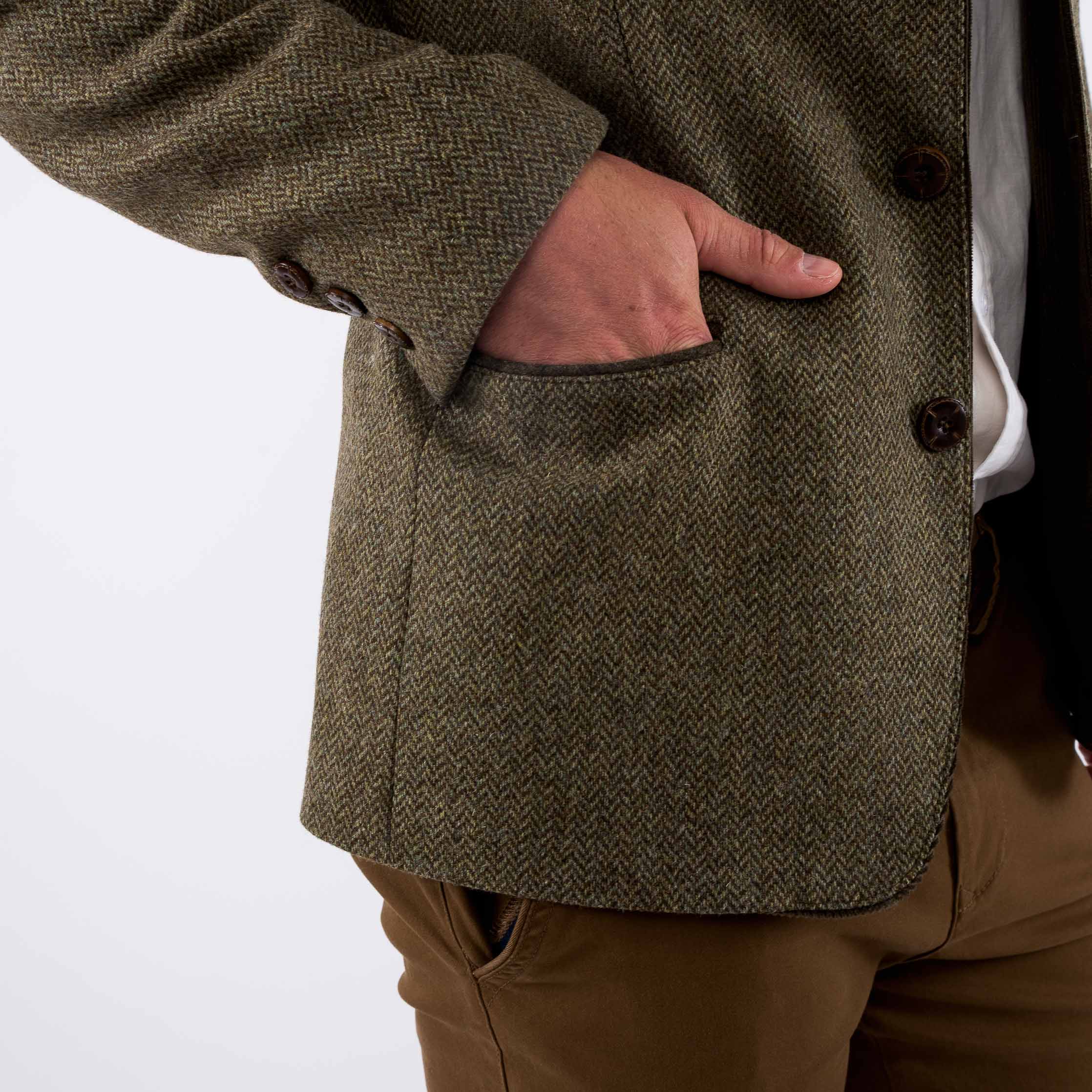 Gamlitz Tweed Hunting Jacket - Image 8